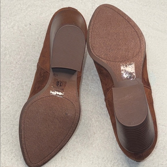 Soda Women's Rich Brown Ankle Booties - Picture 7 of 7